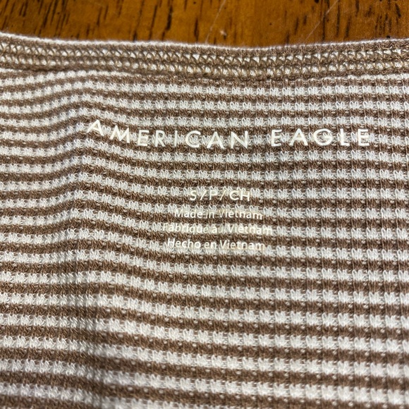 American Eagle outfitters long sleeve waffle knit ribbed top. Size small - Picture 5 of 10